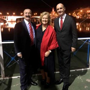 Dras. R. Vilaboa acuden a la reunión del Internacional College of Dentist en Sevilla